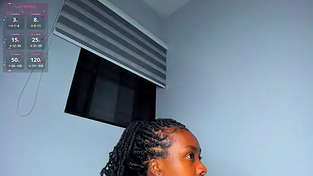 Sofi Smiley online show from 05-15-26, 03:24