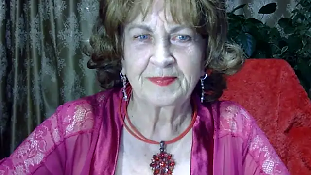 Emma52610 online show from 04-08-26, 05:13