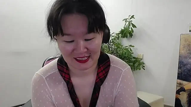 Snapshot of Akira_xx chatting on 12-03-25, 02:30 Akira xx online show from 12-03-25, 02:30