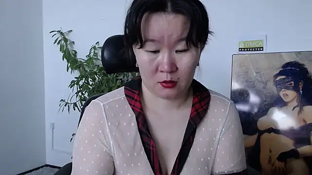 Snapshot of Akira_xx chatting on 01-08-26, 03:53 Akira xx online show from 01-08-26, 03:53