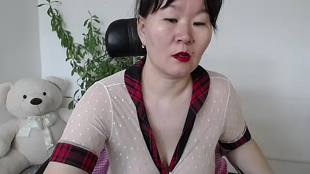 Akira xx online show from 05-17-26, 01:47