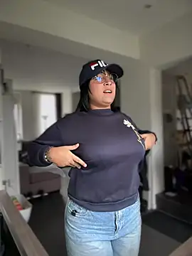 DannaaMeliza online show from 12-27-24, 10:34