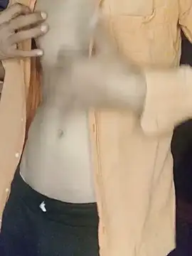 Snapshot of flaco317 chatting on 11-12-25, 03:40 flaco317 online show from 11-12-25, 03:40