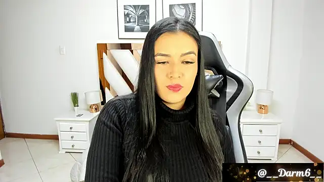 Lia Simons online show from 03-05-25, 02:14