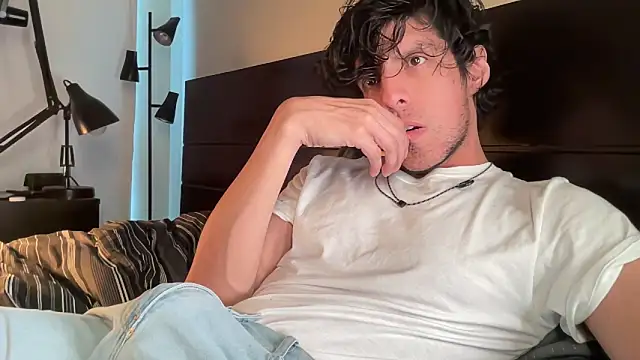 Snapshot of beranco19 chatting on 02-06-26, 08:56 beranco19 online show from 02-06-26, 08:56