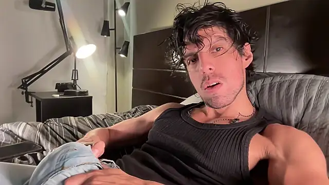 Snapshot of beranco19 chatting on 02-20-26, 11:16 beranco19 online show from 02-20-26, 11:16