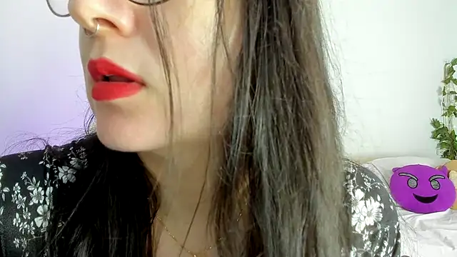 Snapshot of Susan_Foxx chatting on 07-21-26, 07:16 Susan Foxx online show from 07-21-26, 07:16