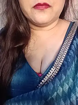 Snapshot of naughtymadam chatting on 07-14-26, 05:23 naughtymadam online show from 07-14-26, 05:23