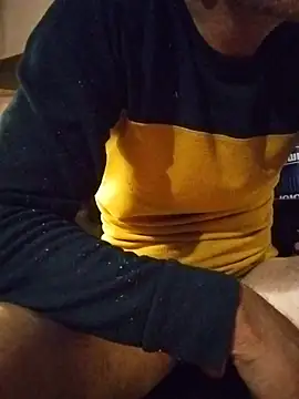 ROBERT0516 online show from 01-11-26, 06:18