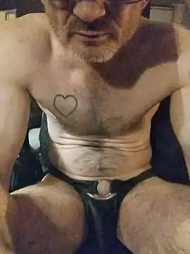 ROBERT0516 online show from 04-01-26, 04:13