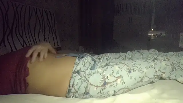 LindaStarS online show from 12-18-25, 07:20