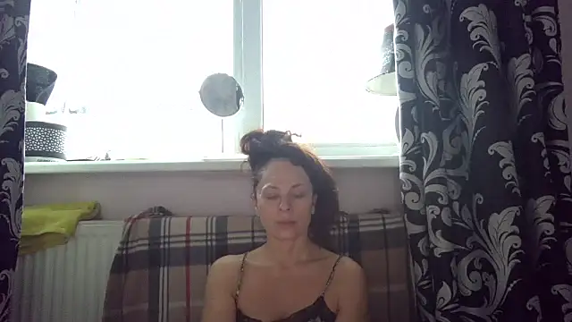 LindaStarS online show from 02-25-26, 05:50