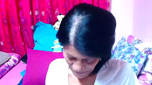 SLUTTYROXY online show from 09-19-25, 07:32