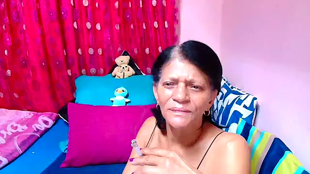 SLUTTYROXY online show from 09-30-25, 06:24