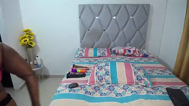 AnnaSim online show from 02-17-25, 10:51