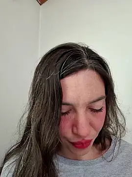 Snapshot of loveuu-bae chatting on 09-17-25, 05:03 loveuu-bae online show from 09-17-25, 05:03