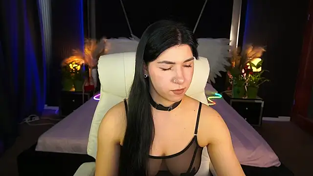 Snapshot of EmilyCandyy chatting on 05-09-26, 06:18 EmilyCandyy online show from 05-09-26, 06:18