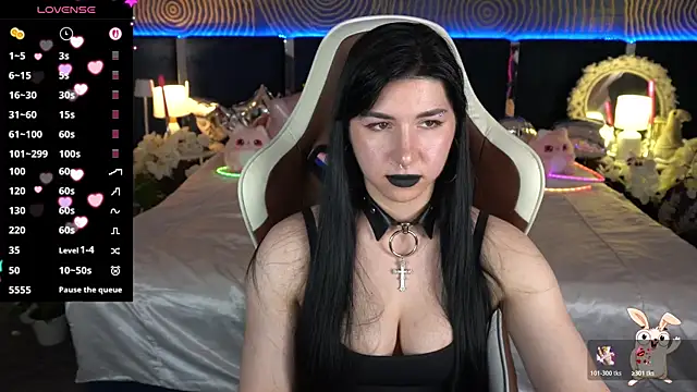 Snapshot of EmilyCandyy chatting on 06-16-26, 06:49 EmilyCandyy online show from 06-16-26, 06:49