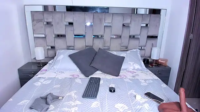 Cammiila online show from 02-03-25, 05:46