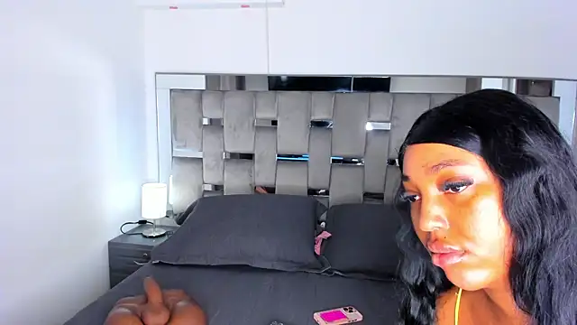 Cammiila online show from 09-26-25, 10:52