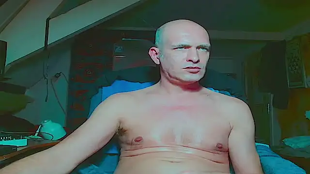 maxhard77 online show from 11-15-25, 10:59