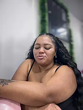 yanza2002 online show from 12-06-24, 01:40