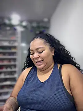 yanza2002 online show from 12-10-24, 11:19