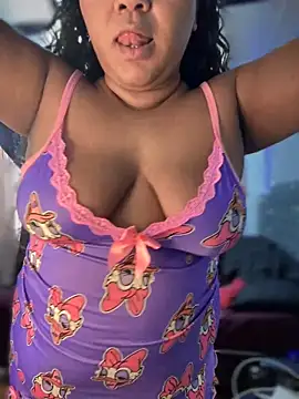 yanza2002 online show from 12-22-24, 10:04