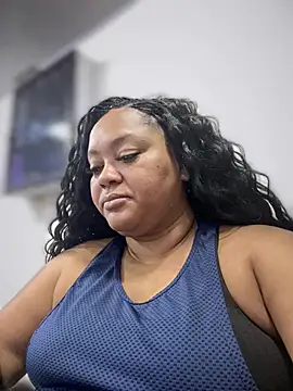 yanza2002 online show from 12-30-24, 10:55