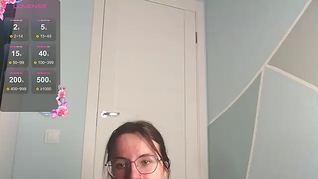 MilaniaCute online show from 02-12-26, 03:51