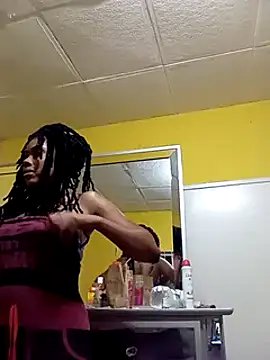 Snapshot of HONEYSWEETS_LIVE chatting on 03-20-25, 06:19 HONEYSWEETS LIVE online show from 03-20-25, 06:19