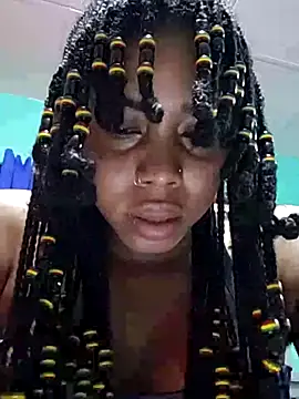 Snapshot of HONEYSWEETS_LIVE chatting on 10-18-25, 09:37 HONEYSWEETS LIVE online show from 10-18-25, 09:37