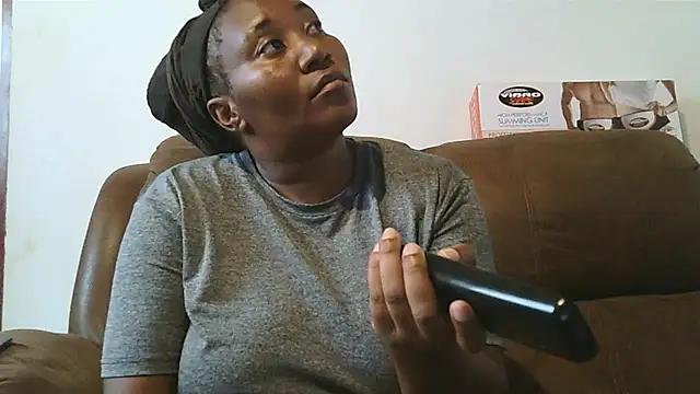 Snapshot of ebonytitts4u chatting on 03-02-25, 08:38 ebonytitts4u online show from 03-02-25, 08:38