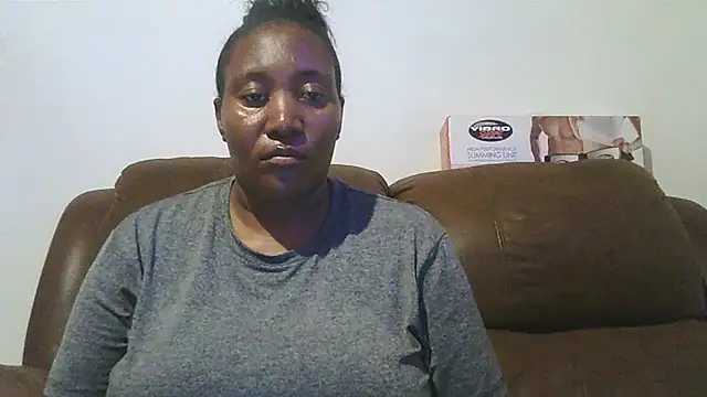 Snapshot of ebonytitts4u chatting on 03-12-25, 07:17 ebonytitts4u online show from 03-12-25, 07:17