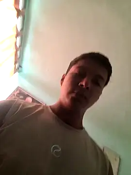 Snapshot of morenito420 chatting on 10-12-25, 05:01 morenito420 online show from 10-12-25, 05:01