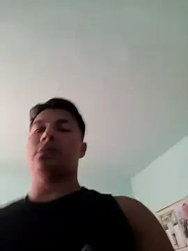 Snapshot of morenito420 chatting on 11-01-25, 06:10 morenito420 online show from 11-01-25, 06:10