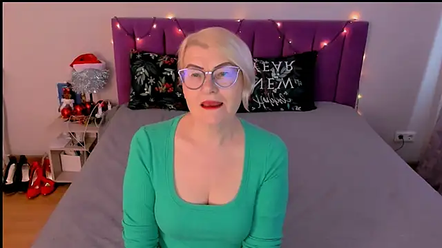 sabrinamacmarren online show from 01-11-26, 09:03