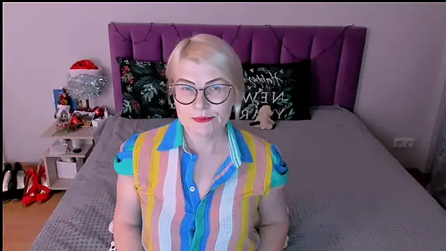 sabrinamacmarren online show from 01-12-26, 02:44