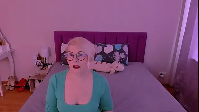 sabrinamacmarren online show from 02-02-26, 09:30