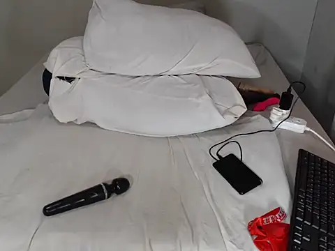 Snapshot of xxfantasy122 chatting on 12-06-24, 09:54 xxfantasy122 online show from 12-06-24, 09:54