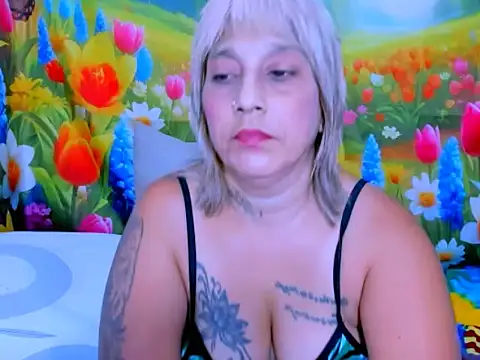 Snapshot of indianroxy chatting on 06-29-26, 01:12 indianroxy online show from 06-29-26, 01:12