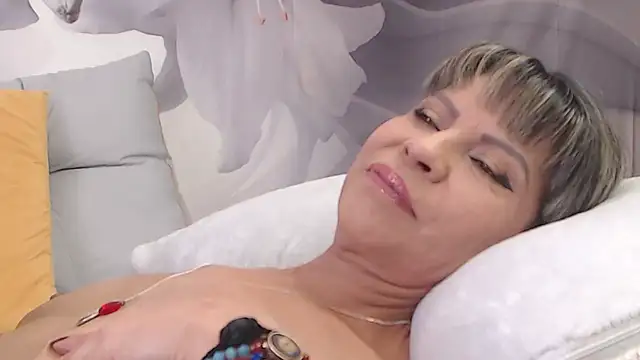 sofiasteven online show from 02-01-25, 03:18