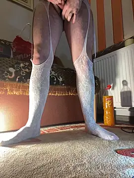 Snapshot of Love4sud chatting on 12-27-24, 07:03 Love4sud online show from 12-27-24, 07:03