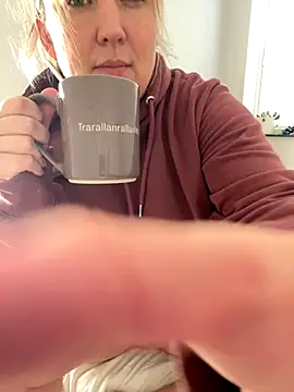 Anna Alexa online show from 11-07-25, 01:00