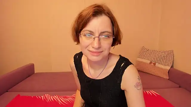 Snapshot of MarilynDream chatting on 07-20-26, 04:31 MarilynDream online show from 07-20-26, 04:31