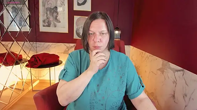 Snapshot of KellyPerfection chatting on 07-01-26, 05:42 KellyPerfection online show from 07-01-26, 05:42