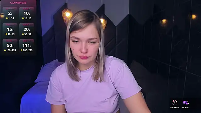 Snapshot of BellaDreamy chatting on 01-18-25, 05:20 BellaDreamy online show from 01-18-25, 05:20