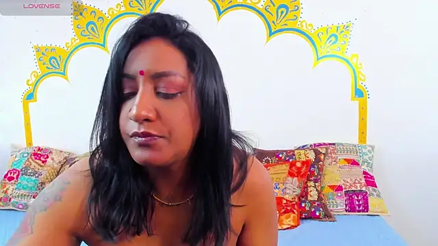 LadyNahir online show from 06-26-26, 12:59