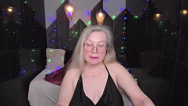 NataliMellow online show from 01-16-25, 05:12