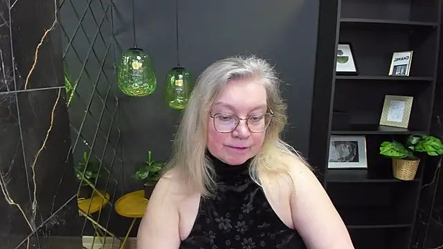NataliMellow online show from 01-17-25, 01:24